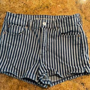Stripped AE shorts size 12